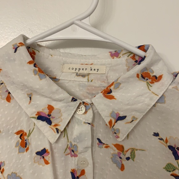 Copper key | Rayon Floral Blouse - Picture 5 of 11